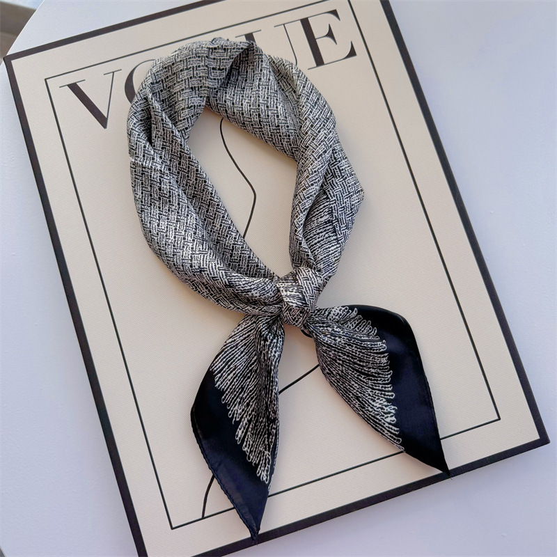 Bufandas de seda para mujeres primavera y otoño bufandas de moda para mujeres bufandas de cuello para maestros y empleados regalos de impresión de lujo ligero