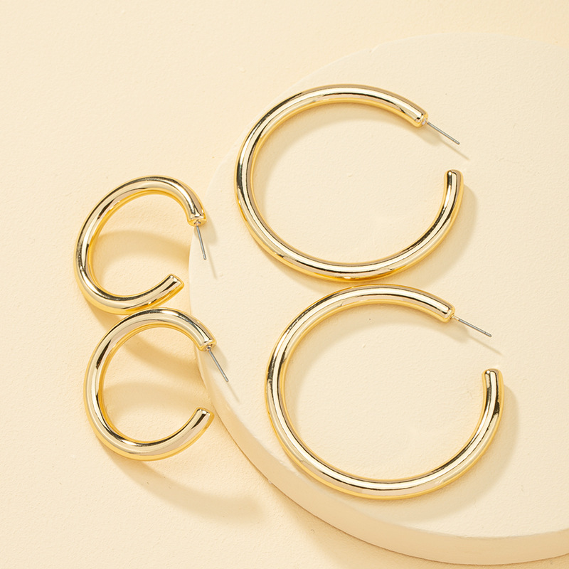 Simple C-shaped Earrings Set display picture 2