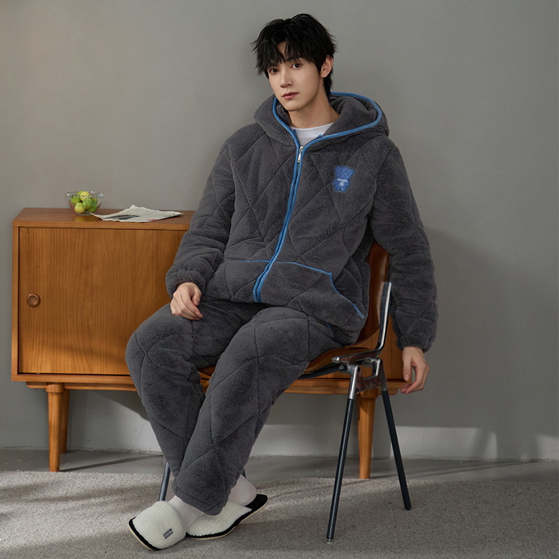 Pijamas de algodón de tres capas para hombres 2024 invierno de lana de coral de manga larga suelta y gruesa ropa de casa cálida set casual