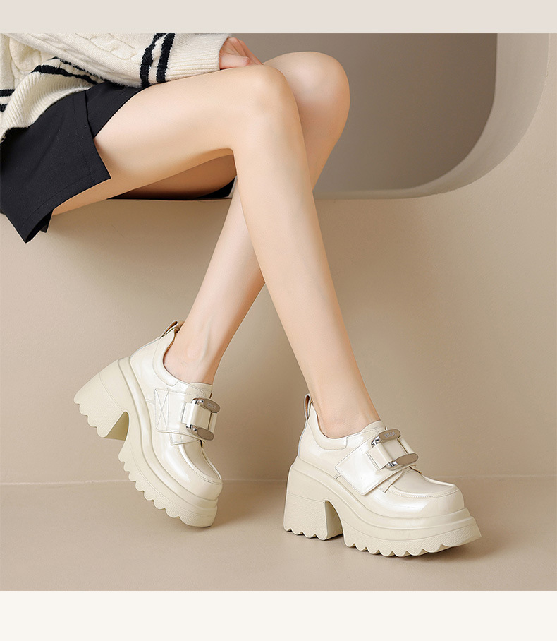 Giày loafer nữ đế xuồng platform phong cách Anh quốc, gót cao 6 cm, mũi tròn, quai ngang dán — Đen bóng, Be bóng chi tiết 7