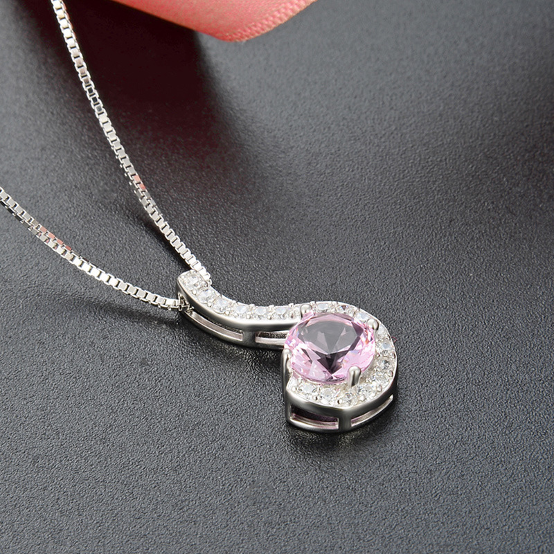 Estilo simple accesorios de circón colgante estilo japonés y coreano s925 Cadena de clavícula de cristal de plata collar fresco en forma de nota de las mujeres