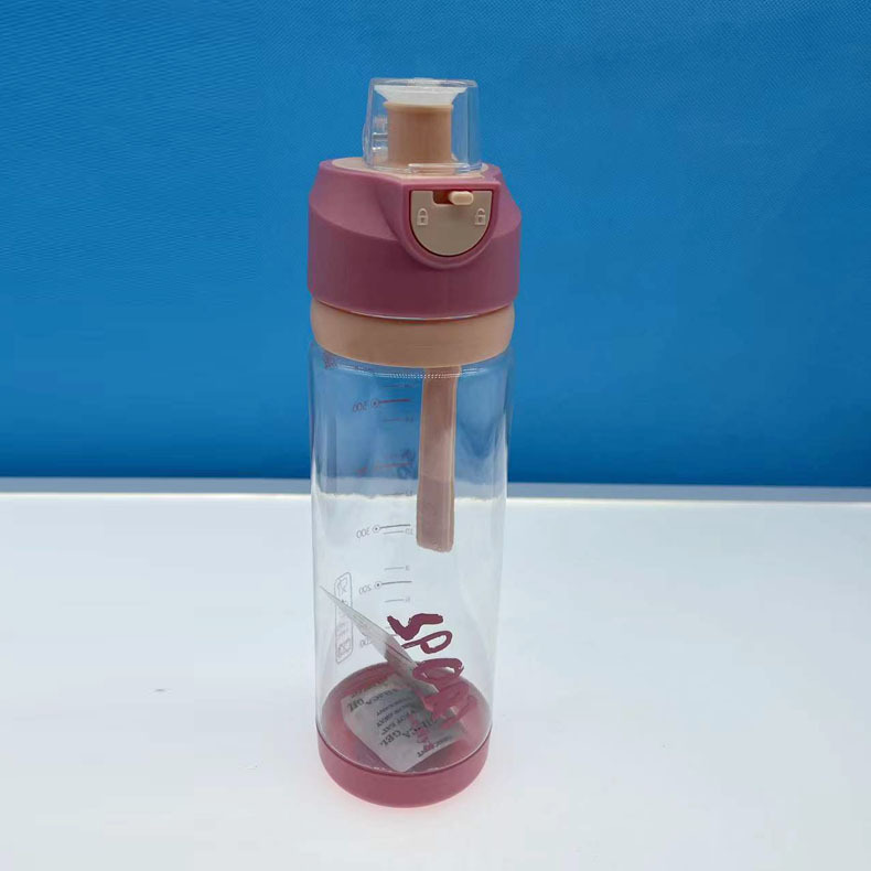 Nueva taza de agua de plástico estudiante portátil deportes al aire libre pato paja taza de agua deportes espacio taza se puede utilizar como logotipo