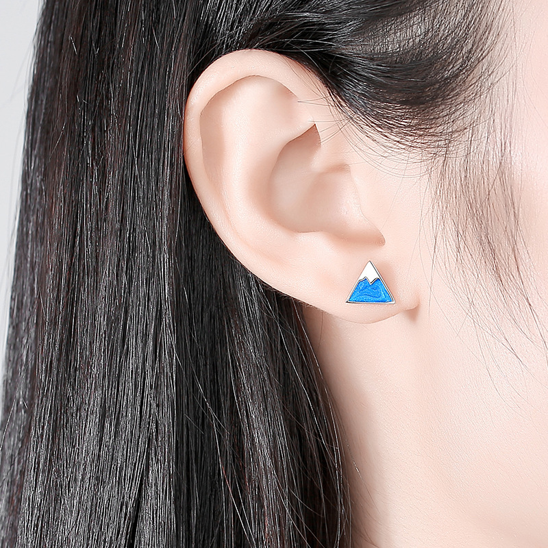 S925 plata esterlina iceberg Fuji montaña pendientes para las mujeres estilo japonés y coreano japonés mini nieve montaña triángulo pendientes al por mayor