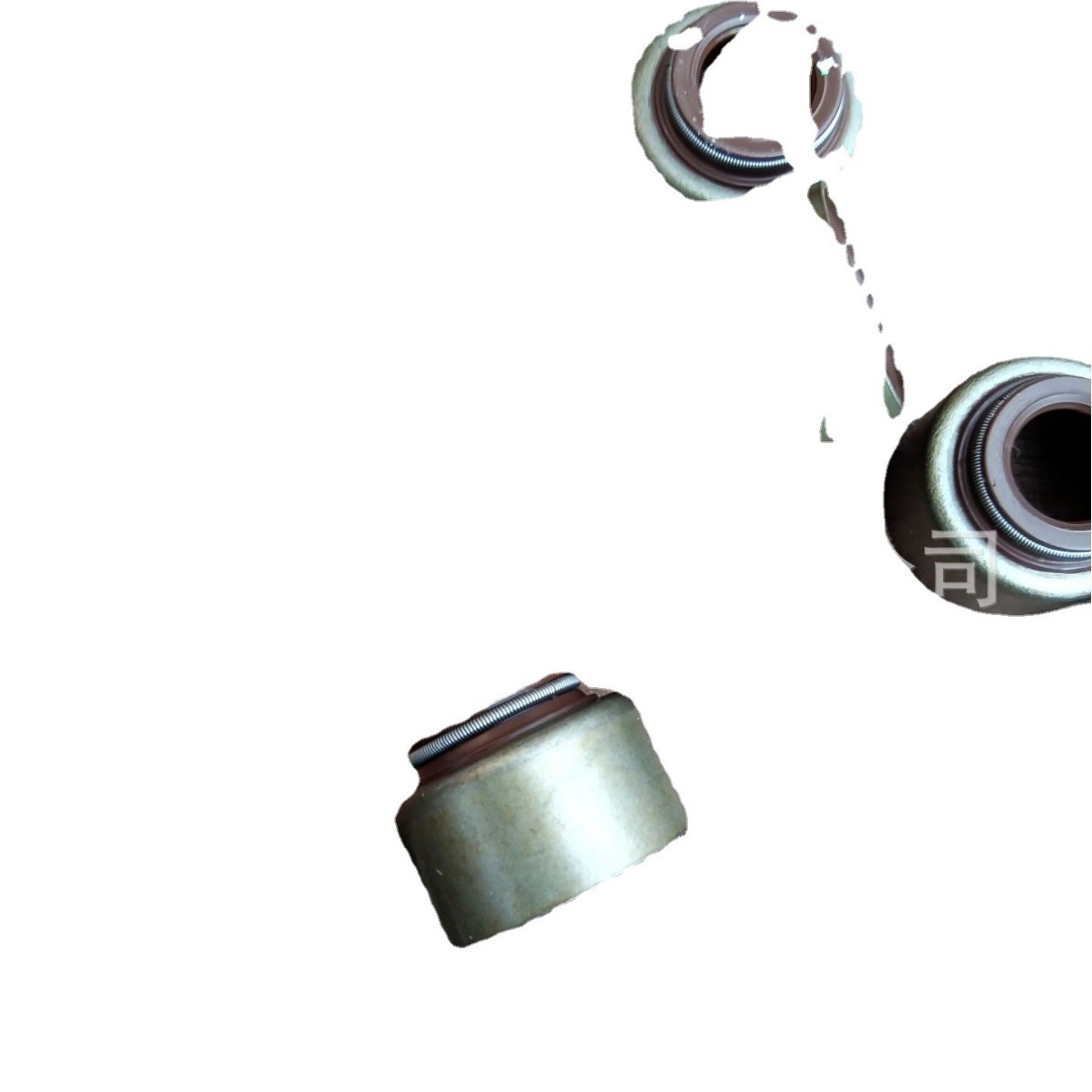 销售潍柴道依茨WP6C柴油机配件气门阀杆密封套13023391