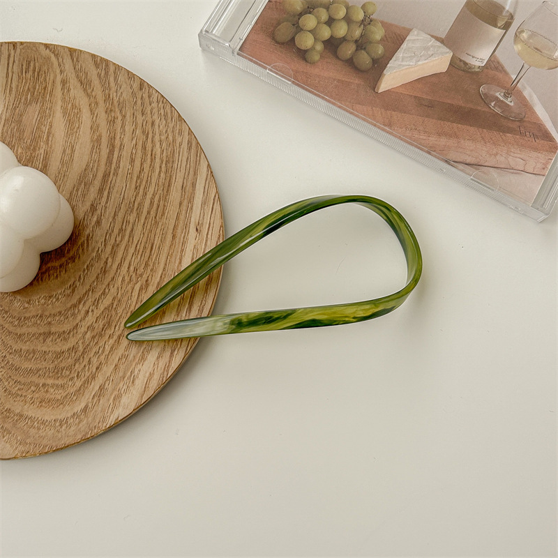 10g Weight Hair Clip Hair Accessories Type 1 Piece Quantity Holiday, Daily Occasion Acetic acid sheets Material Color Block Pattern Women's Gender Simple Style, Classic Style Style Women's Simple Style Classic Style Color Block Acetic Acid Sheets Hair Clip 4