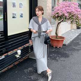灰色韩系松弛感休闲运动风套装裙女夏季2026新款上衣半身裙两件套