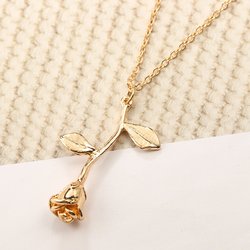 Valentineu0027s Day Rose Alloy Single Simple Love Aluminum Necklace Clavicle Chain Wholesale