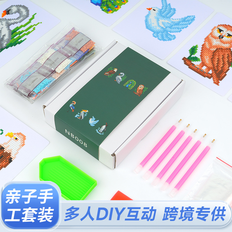 Estación independiente venta caliente 5D pintura de diamantes 5 * 7 pulgadas sin marco edición de aves serie de animales nuevos dibujos animados digitales mampostería