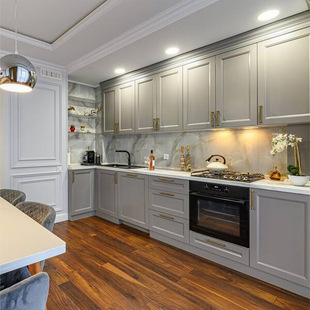 �V���ЏS��ֱ�Nȫ�ݙ����F���������Ì�ľʯӢʯ̨�控�ų�N��