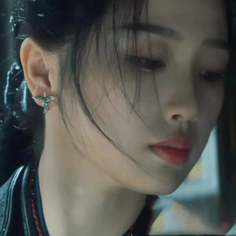 ED067-Silver 화이트-클리어 스카이 원 크레인
