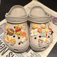 维尼熊洞洞鞋配饰diy煎蛋蜜罐鞋花适配卡洛驰洞洞鞋智必星女