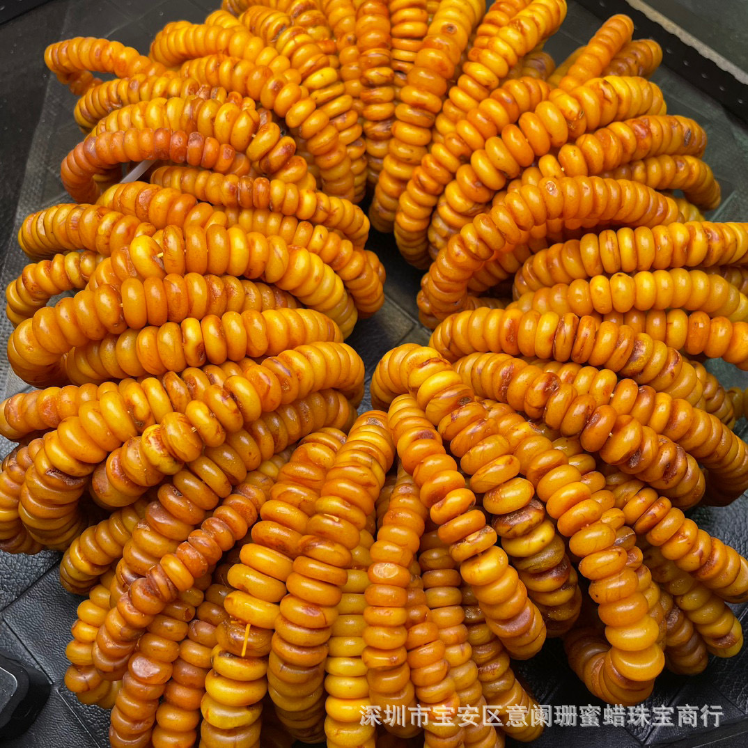 Factory wholesale natural amber old beeswax spacer bracelet diameter 8-15mm European backflow belt weathering pattern