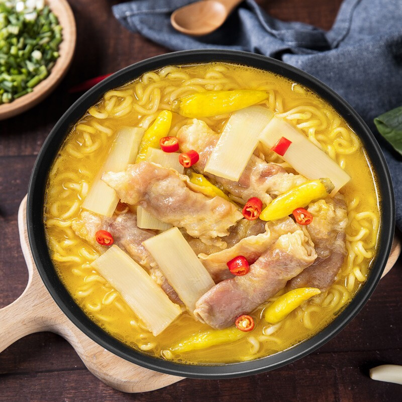 Wuchu Daochang Non-fried Instant Noodles Whole Box Acid Bamboo Shoot Beef Noodle Mix Instant Food Noodle Packaged