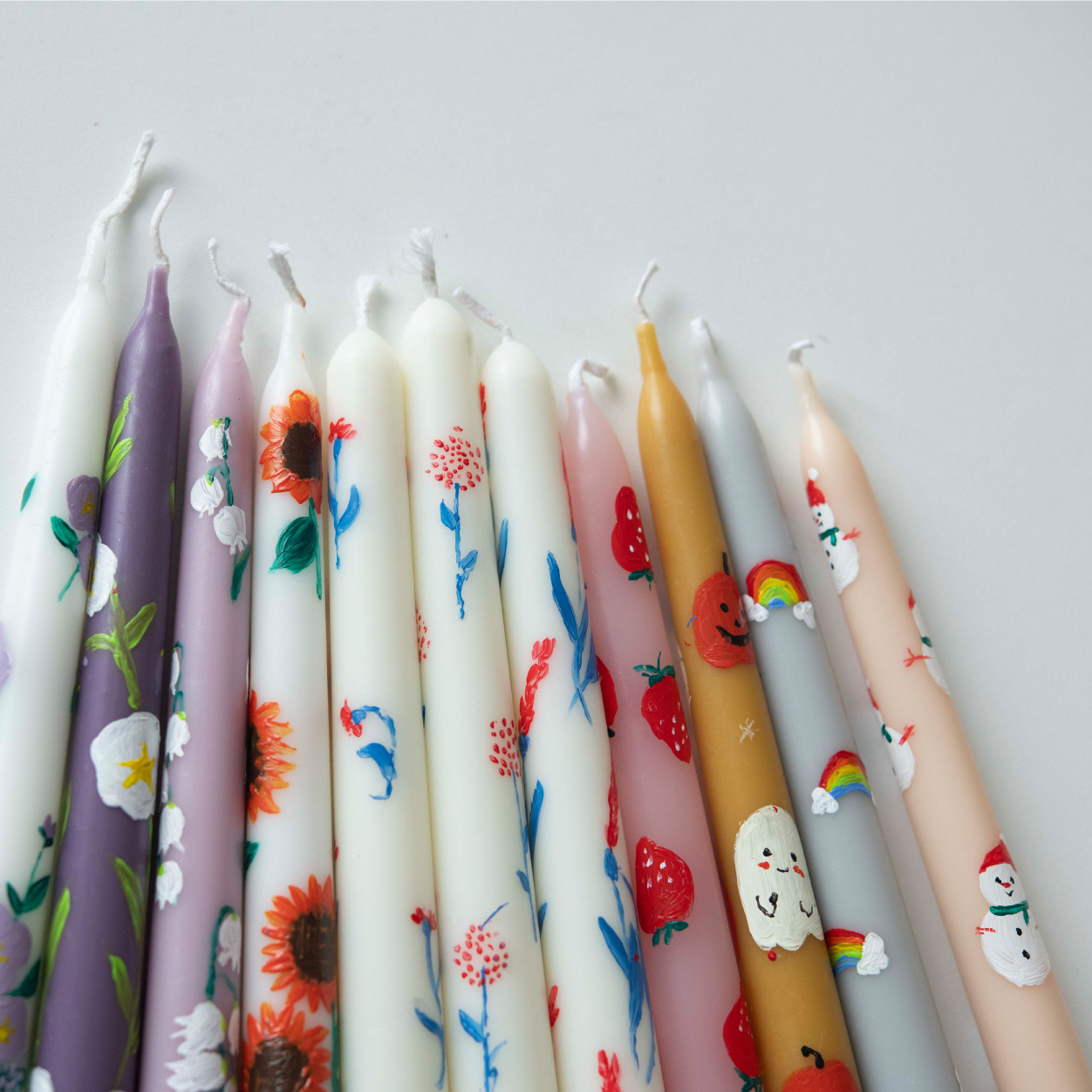 Venta caliente transfronteriza simple vela pintada a mano regalo de boda decoración aromaterapia vela al por mayor lindo cumpleaños