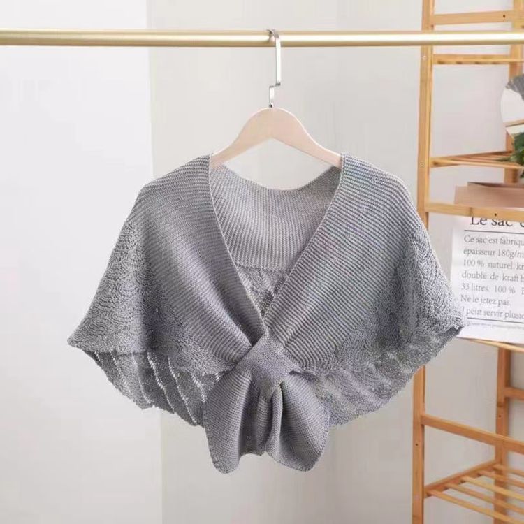 Women's Elegant Solid Color Knit Hollow Out Shawl display picture 2