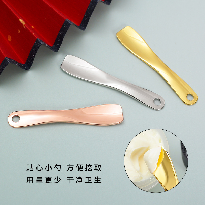 工場直販 丸穴亜鉛合金製フェイスクリーム用スプーン マッサージアイクリーム用金属スプーン ビューティー用品|undefined