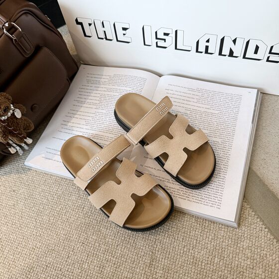35-42 Size Internet Popular Slippers Women's Outer Wear 2025 Summer Casual Fashion Women's Slippers with Thick Bottom Velcro