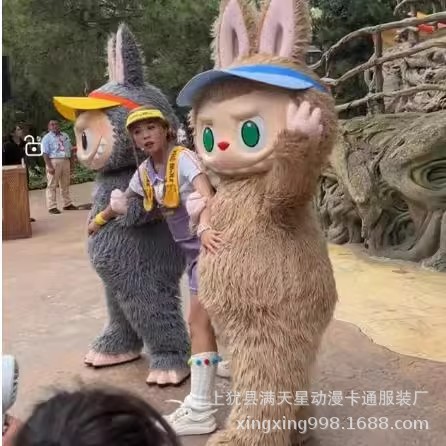 布のウサギの精霊の人形の服装は歩いて漫画のcosの頭のカバーの人形の服の道具のlabubuのぬいぐるみを着ます。|undefined