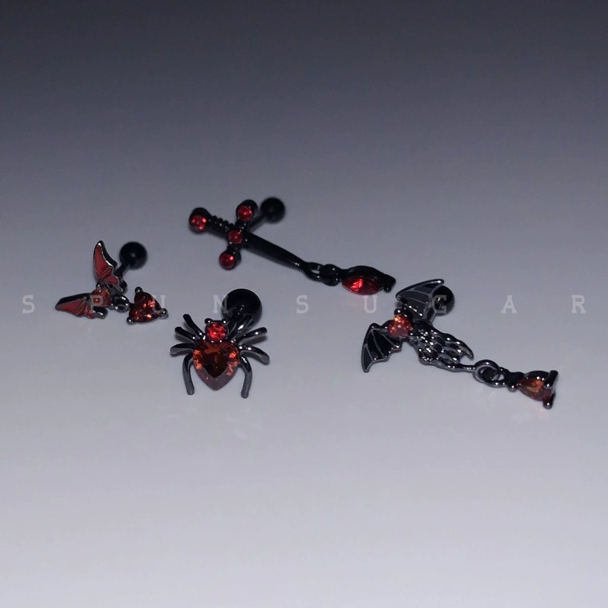 Темная Spider Red Zircon призрак коготь ухо кость ногти сладкие и крутые персональные гот любовь крылья кохлеаров ногти серьги