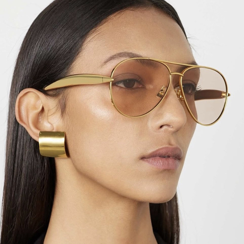 ヒキガエルの形のサングラスの金属の2025の新型の復古のすっぴんのサングラスの高級感の女性の街は潮流のサングラスをたたきます。|undefined