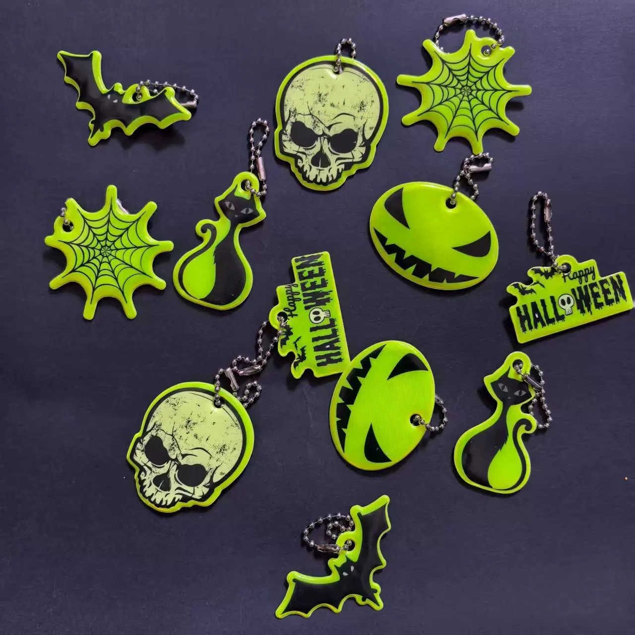 厂家直销新款万圣节钥匙扣挂件 万圣节B款装饰挂牌 出行警示挂件