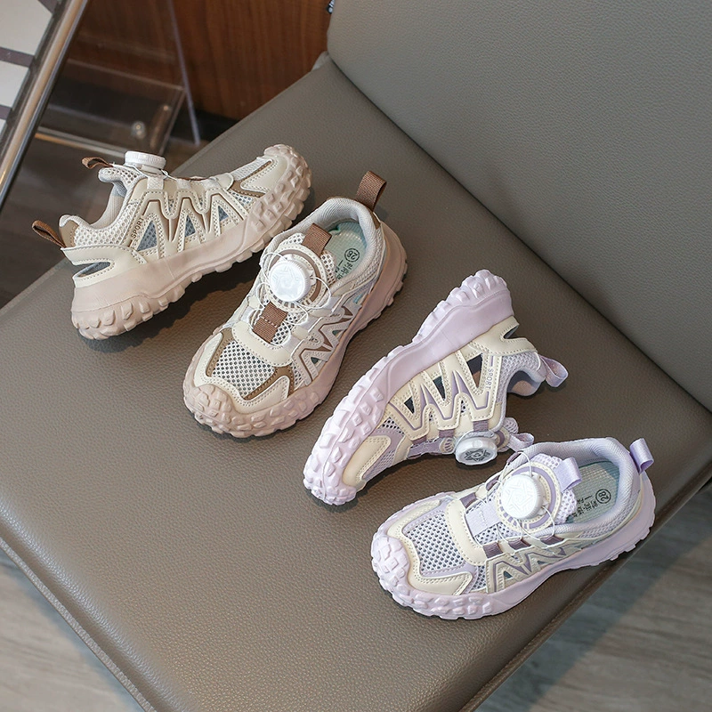 Детская обувь дышащая 2024 новая летняя детская спортивная одиночная сетка обувь с полой мягкой подошвой