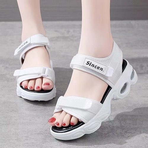 2025 Thick Sole Anti-Slip Slap Sandals Comfortable Women's Outwear Breathable Casual Matchable Magic Tape Flip Flops