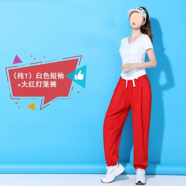 White trousers, with short sleeve