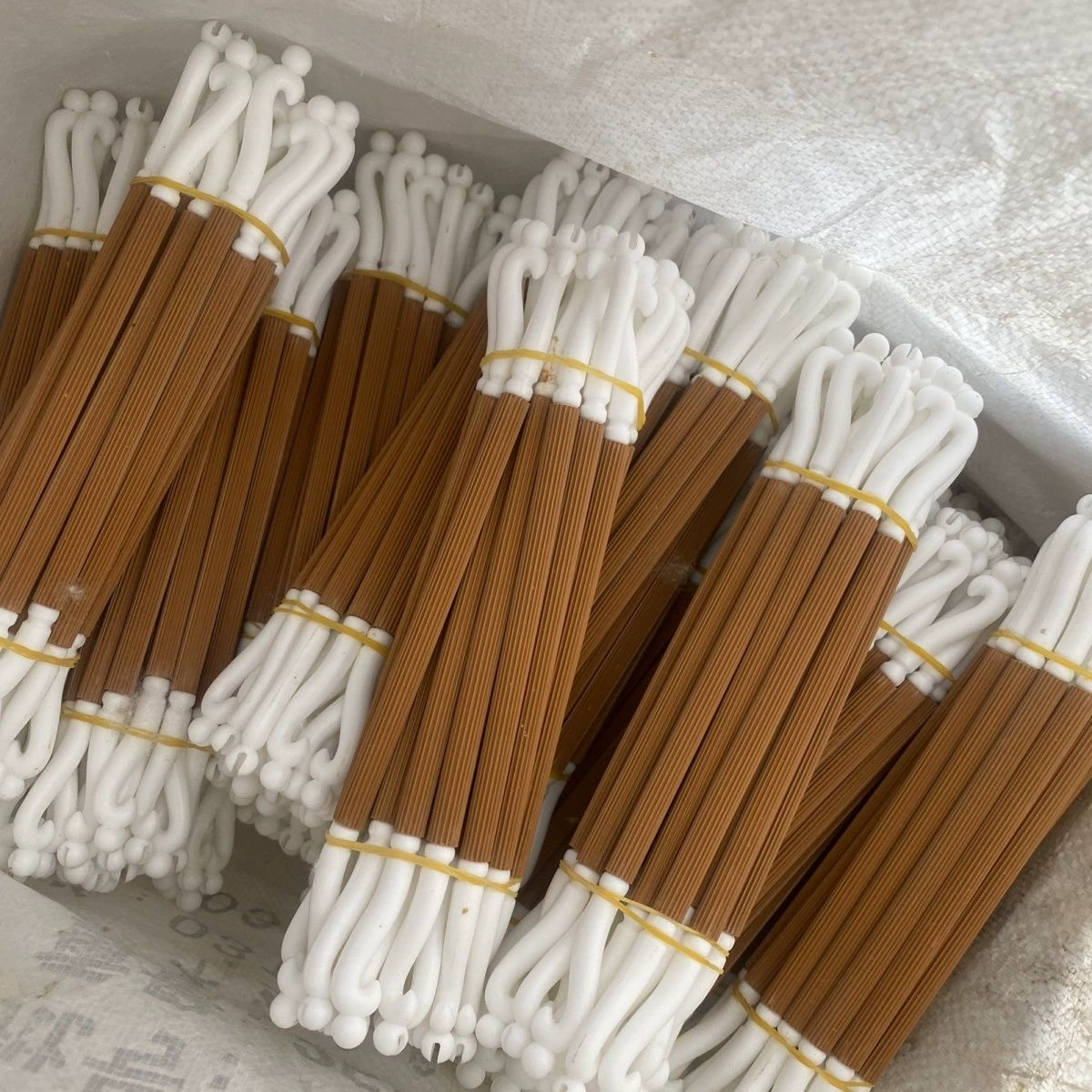 Бытовая подставка для птичьей клетки ручной работы, подставка для клетки с вышивкой, пластиковая стальная подставка для птичьей клетки, аксессуары для птичьей клетки из пластика и стали