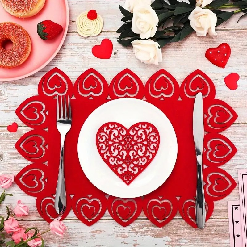 情人节氛围毛毡餐垫镂空无纺布心形装饰杯垫餐具垫保护垫手工礼品