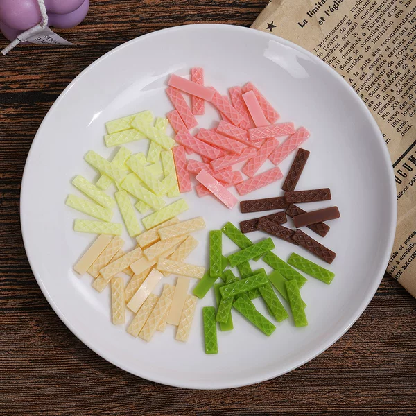 Mini Simulation Food DIY Handmade Food Play Cookie Accessories Pvc Wafer Biscuit Strip Photography Decoration Model Wholesale