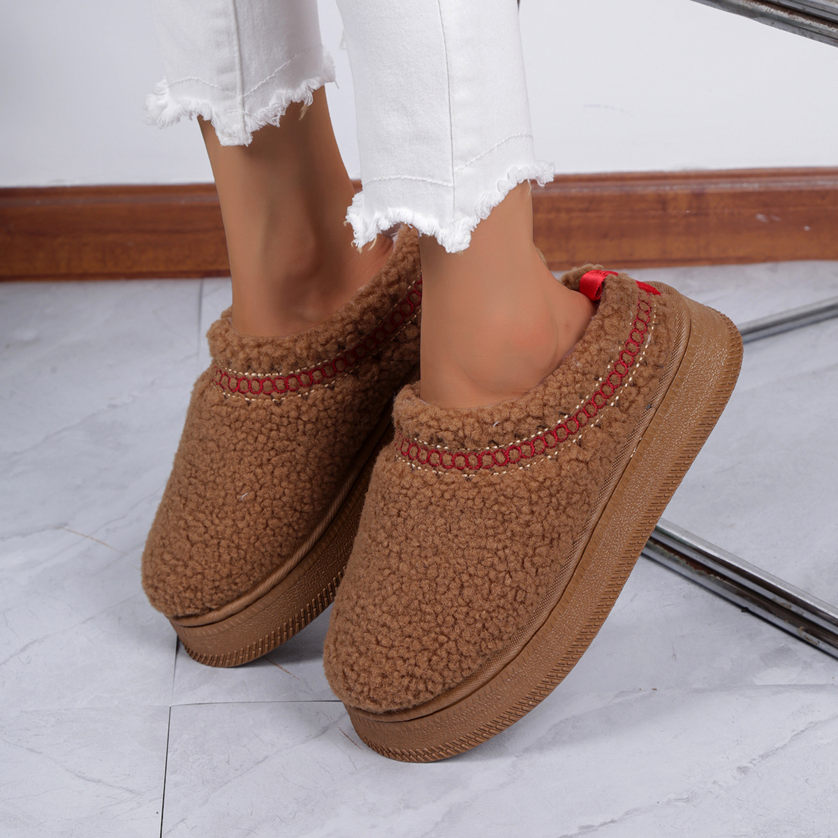 Új, bolyhos, vastag, meleg pamutcipő, lezser, százszorszép, vastag talpú, növelt könnyű női cipő._voghion.com