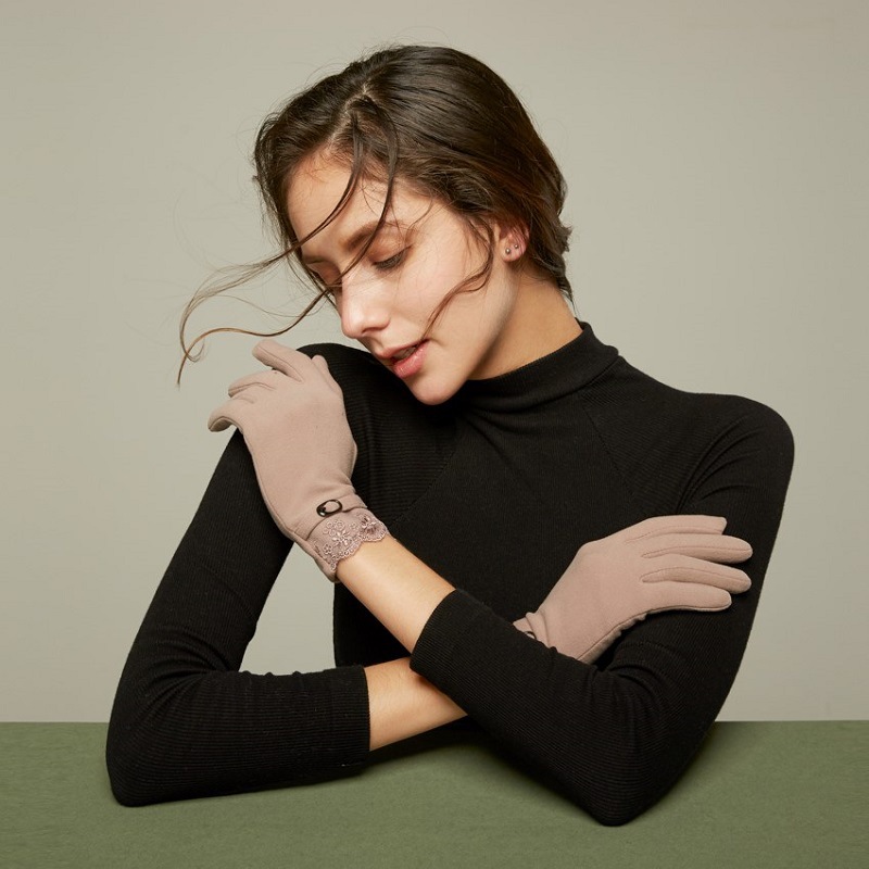 厂家直销薄手套女春秋季甜美蕾丝弹力绒韩版分指触屏手套秋冬手套