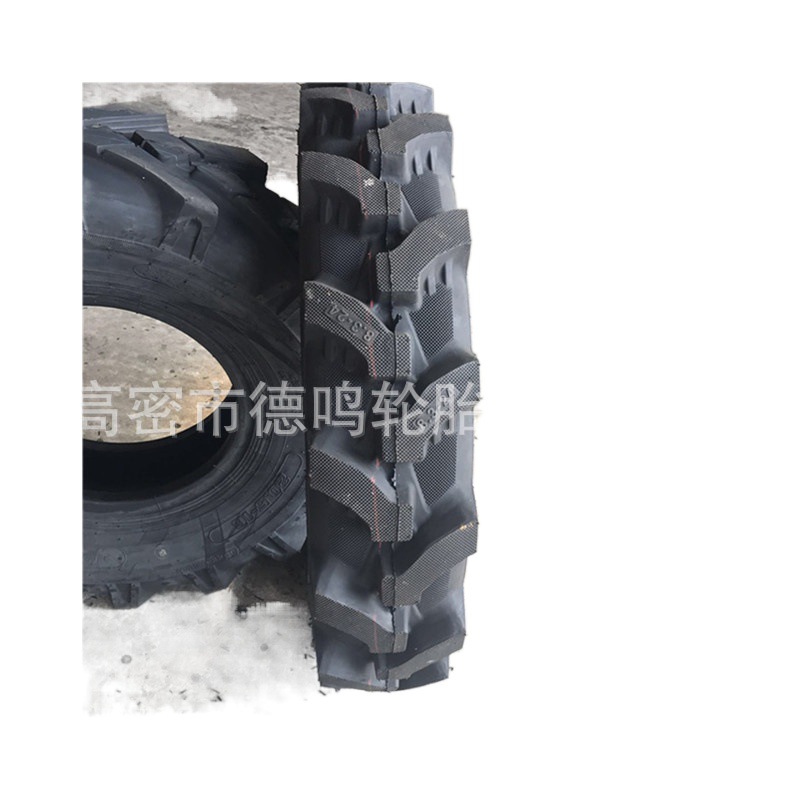 Ventas de la fábrica Paddy Field Flor Alta neumático 12.4-28 tractor neumático 12.4-24