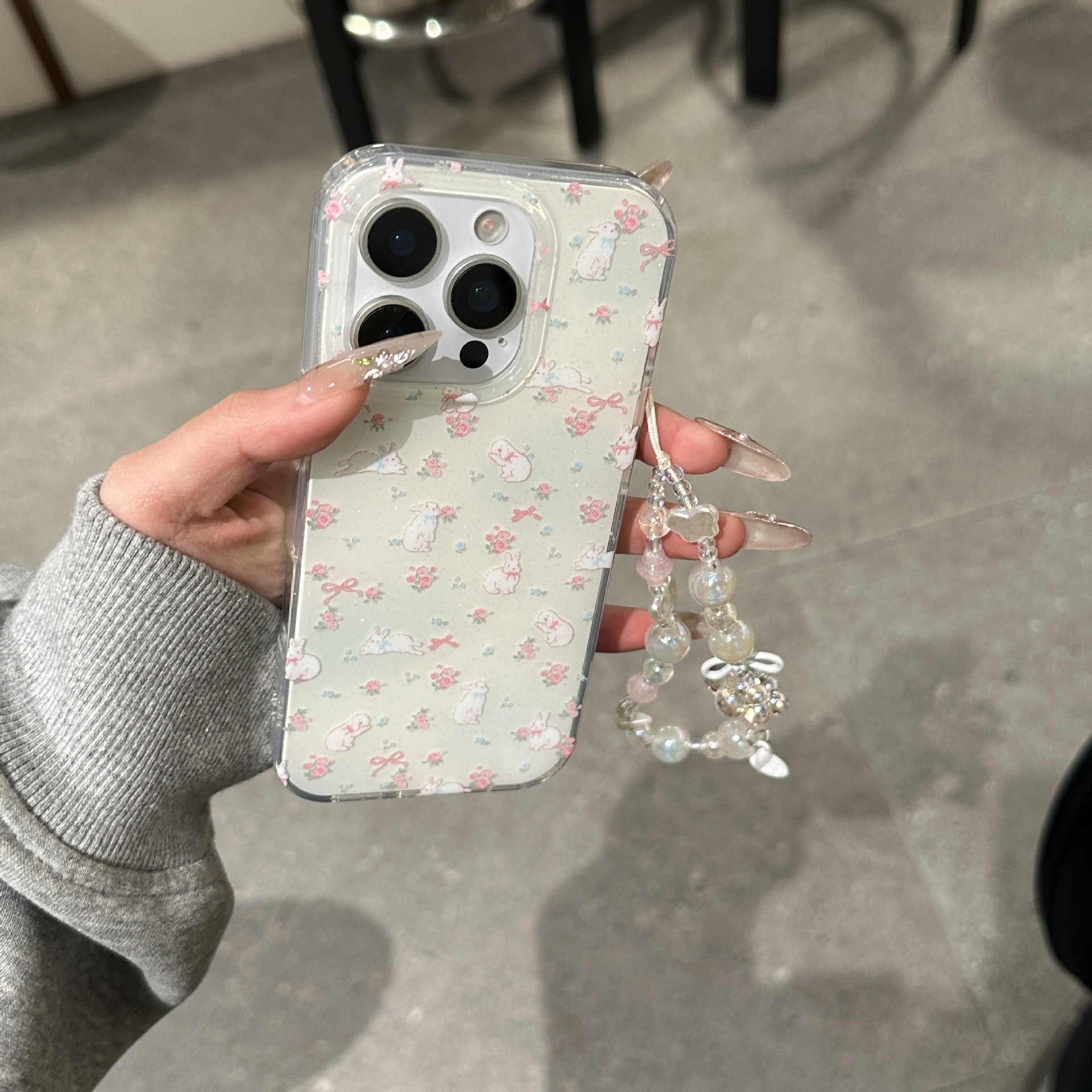 Pequeño conejo floral de brillo fresco para Apple 16ProMax funda para teléfono móvil 15/14 Nuevo 13 verano 15Pro