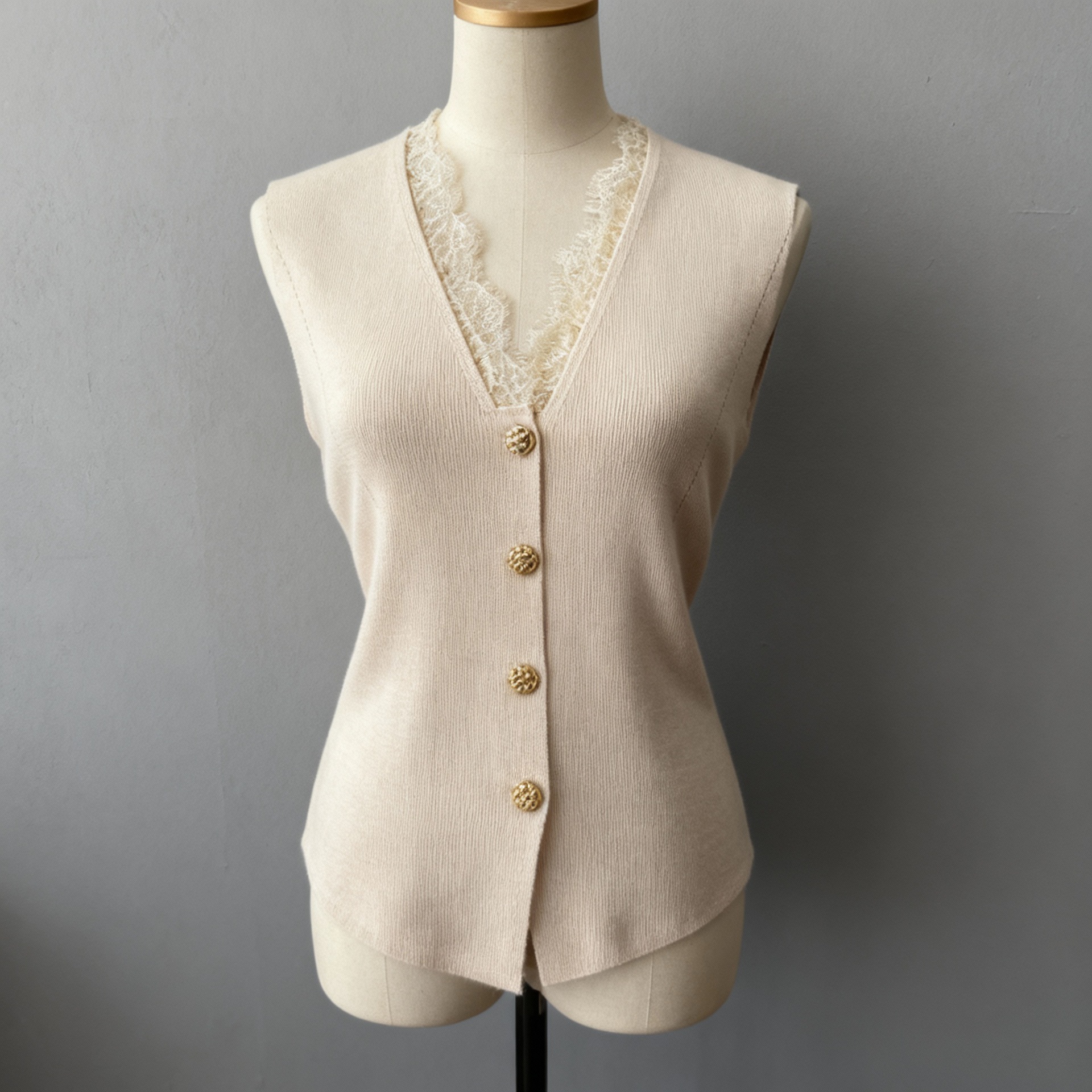 Foreign Trade High-End Lace Splicing V Neck Single-Breasted Sleeveless Vest for Women 2025 Summer Light and Layered Age-Reducing Back