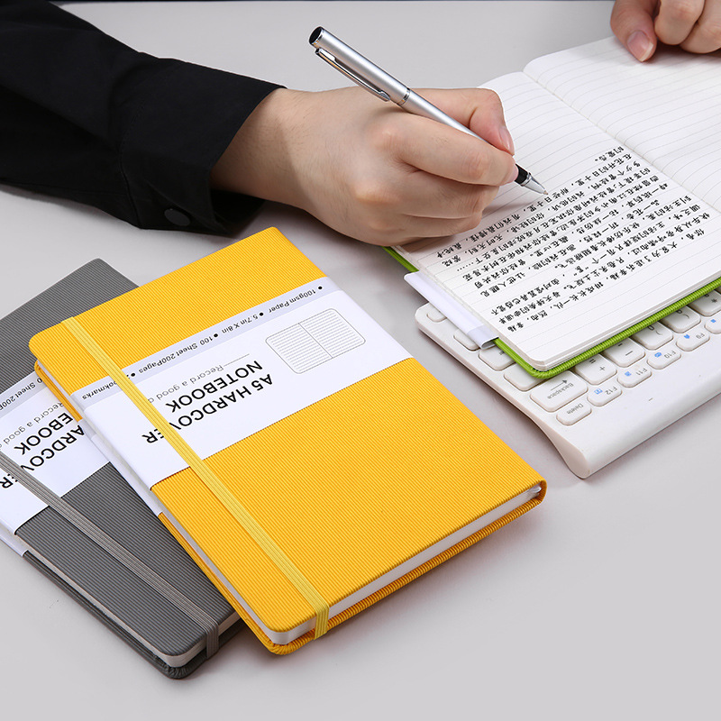 Agenda A5 con cierre – diseño floral, cubierta dura, personalizable image 4