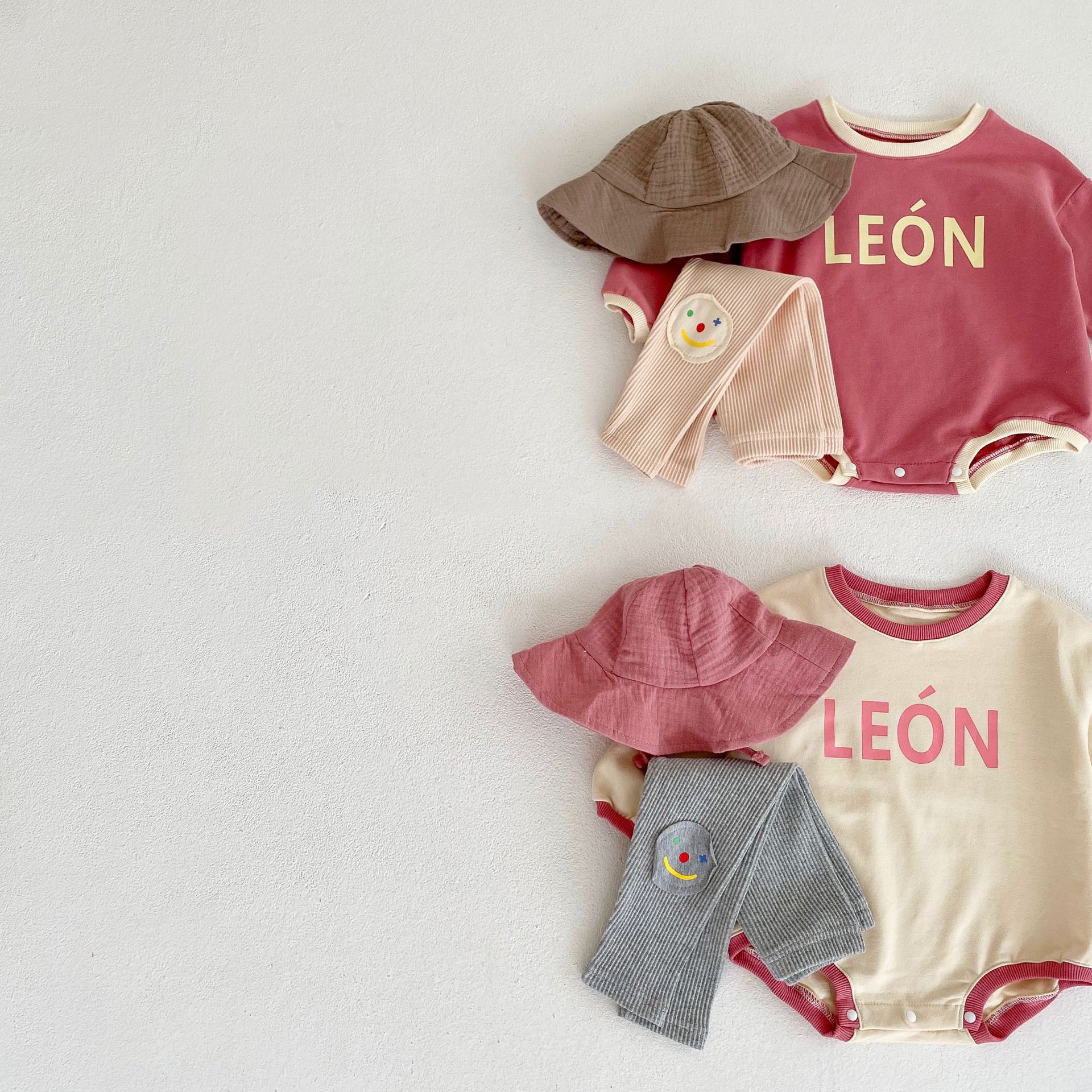 Collezione autunno 2024: maglietta a maniche lunghe con lettere stampate per neonati e bambini piccoli, pantaloni con toppa con faccina sorridente,_voghion.com