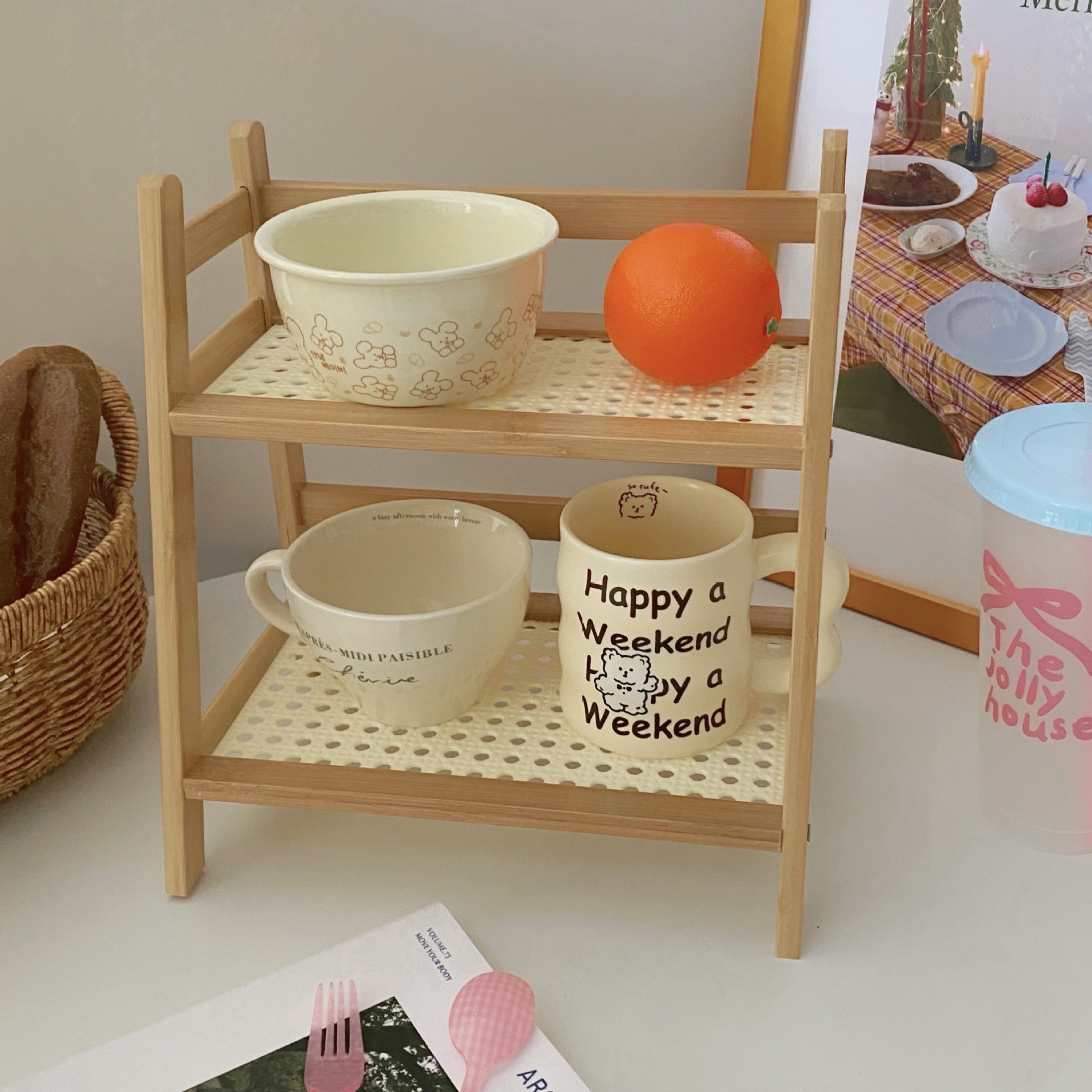 Ins estilo medieval tela de caña cremosa de doble capa escritorio estante dormitorio oficina cocina taza estante de acabado