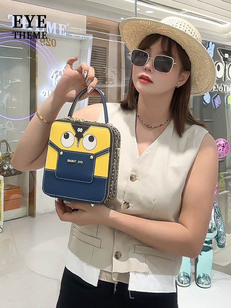 Bolsa cuadrada de color de la mujer de dibujos animados perfumes de mano 2024 nuevo bolso de moda 2233 #