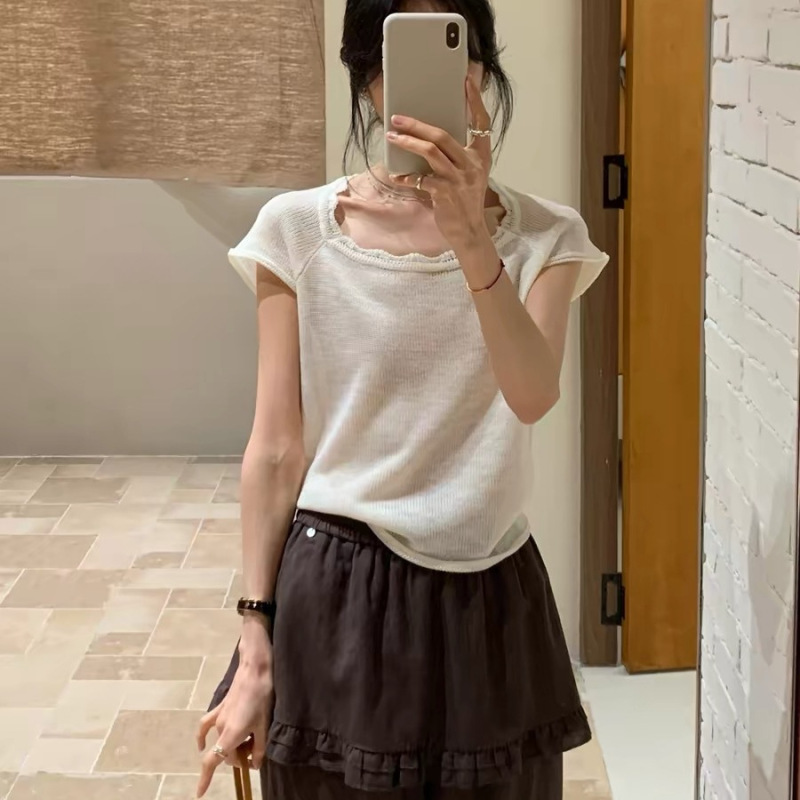 Korean-Style Lace Round-Neck Knitted Short-Sleeve Blouse for Women, Unique Design, Versatile Top, 2026 Summer New Model Korean-Style Lace Round-Neck Knitted Short-Sleeve Blouse for Women, Unique Design, Versatile Top, 2026 Summer New Model