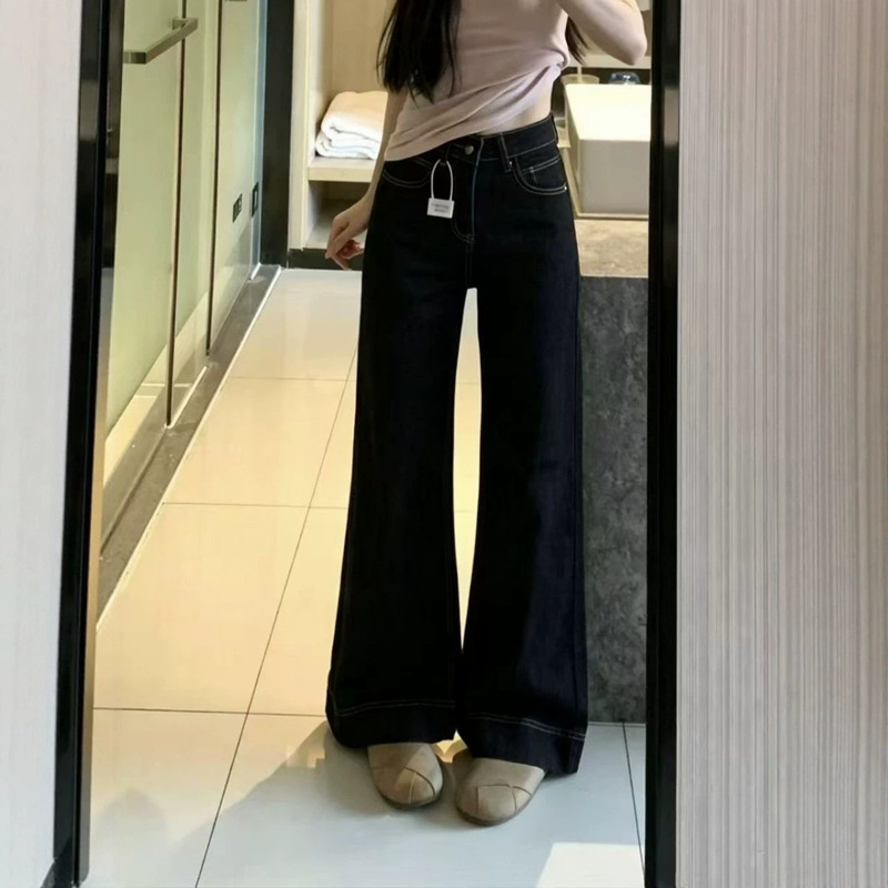 Black, relaxed-fit wide-leg jeans for women, 2026 autumn new collection, high-end, loose, straight-leg, floor-length pants