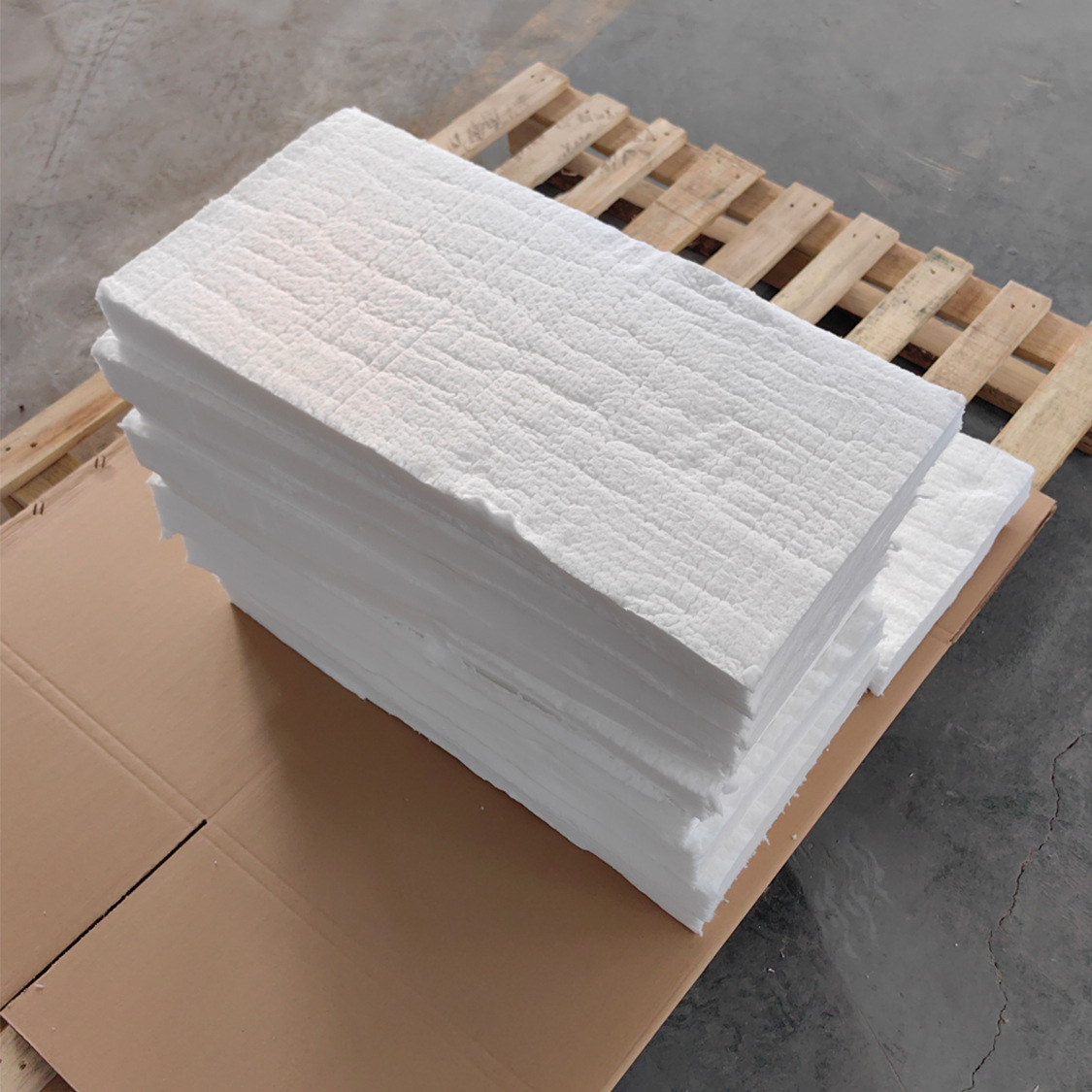 厂价供应铸造1700度铁水集渣  滤渣   吸附夹渣用挡渣棉