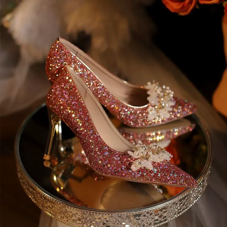 Wedding shoes, red high-heeled shoes for bride, french style, Chinese style