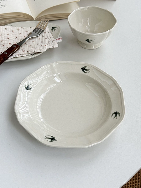 ✷♧⇞⇞♧✷                                 Straw hat soup plate ✷♧⇞⇞♧✷