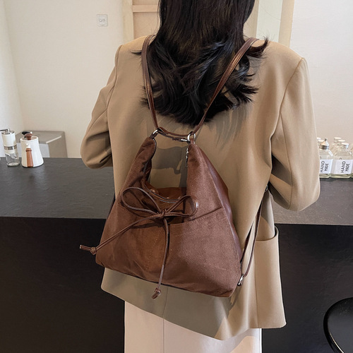 New retro shoulder bag women's 2024 autumn and winter fashionable multi-purpose backpack all-match large-capacity tote bag