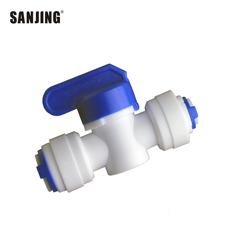 En stock al por mayor Q32 tubería de agua válvula de bola reductora de 2 puntos tubería de 3 puntos tubería recta a través purificador de agua conector rápido conector