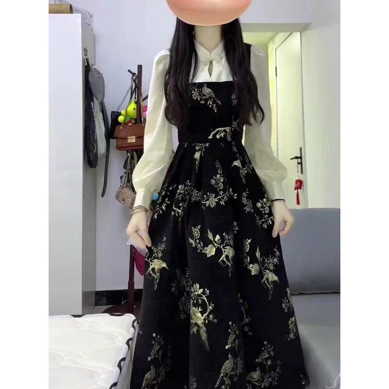New Chinese-Style Black Faux Two-Piece Dress, New Model for Women, Autumn and Winter, Elegant and Slimming Long Dress, Picture Color Sheer Fabric New Chinese-Style Black Faux Two-Piece Dress, New Model for Women, Autumn and Winter, Elegant and Slimming Long Dress, Picture Color Sheer Fabric