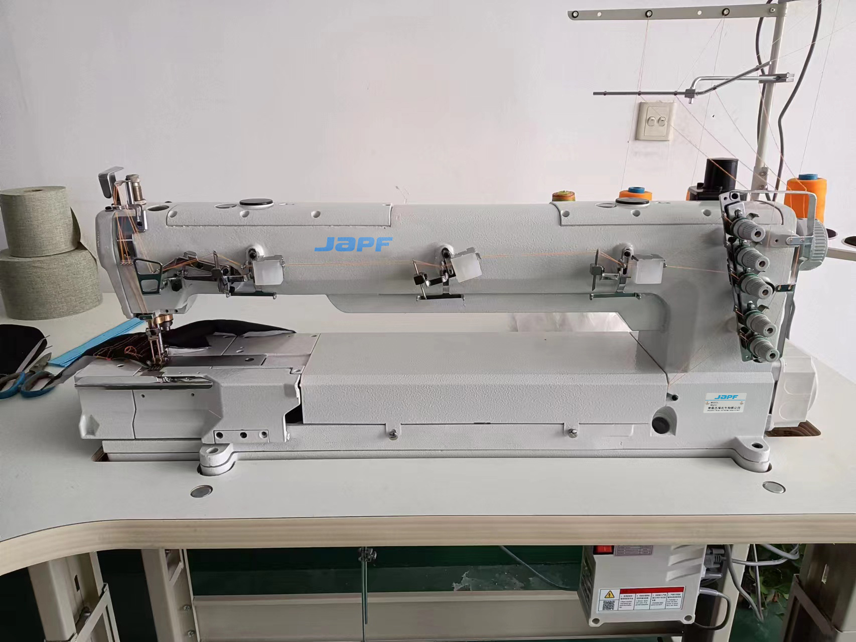 杰福500-75工业缝纫机直驱绷缝机拼缝大空间长臂车全新工厂