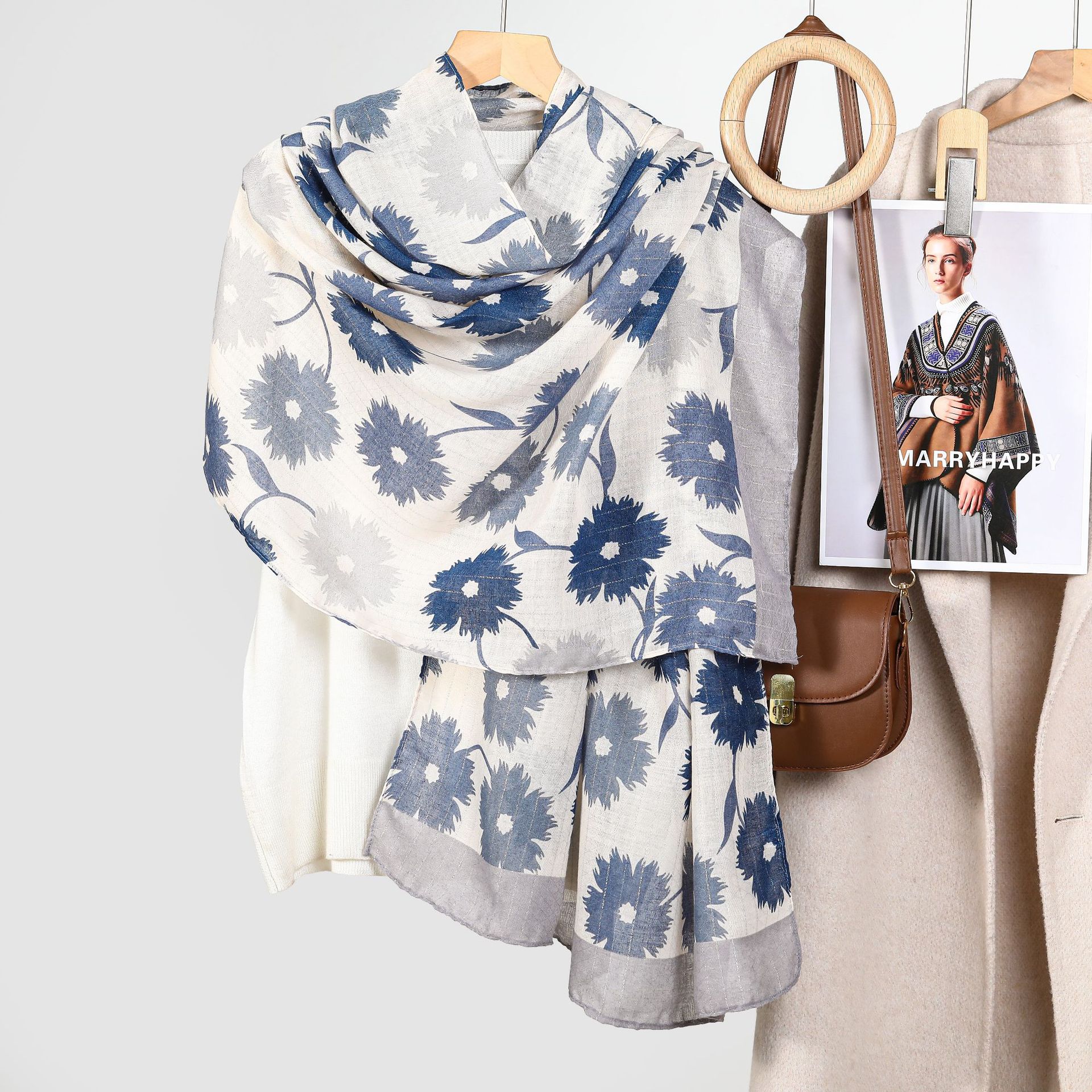 컬러풀한 국화 블루 그레이